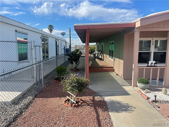 2nd image of 1084 Navajo Drive
