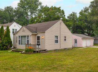 1804 57th St, Des Moines, IA 50310