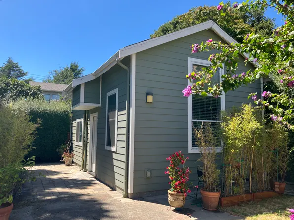 716 Pomona Ave, Albany, CA 94706