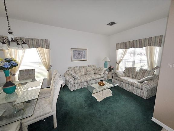 3rd image of 4616 Cumbrian Lakes Dr
