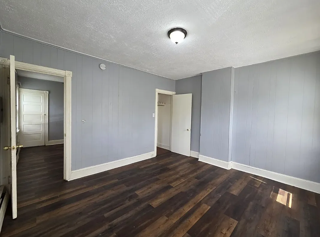320 Cleveland, Trenton — Photo 4