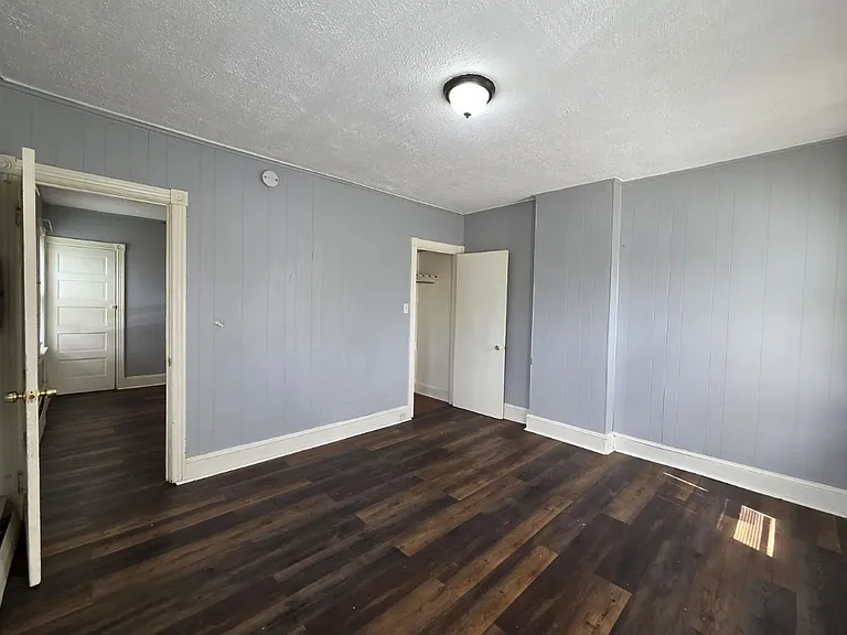 320 Cleveland Ave — Photo 4