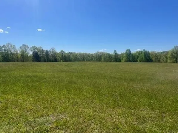 5 Clark Ln, Pikeville, TN 37367