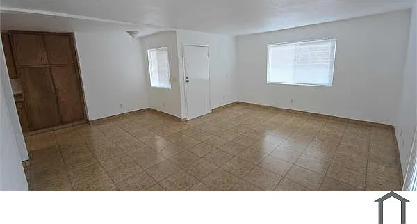 15395 Sheila St — Photo 14