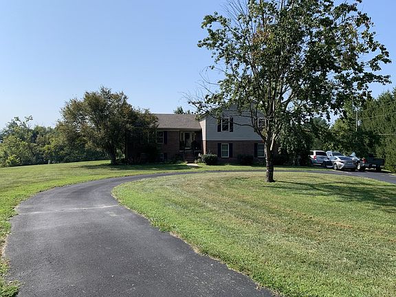 2nd image of 120 Rolling Ridge Dr