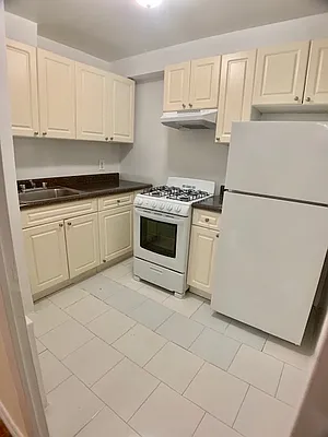 Rented by Prime City Listings LLC | media 2