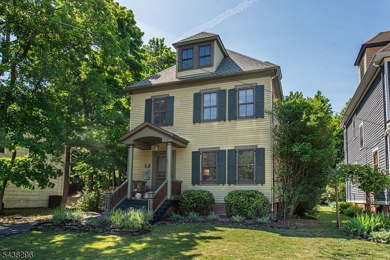 1st image of 35 Brookside Ave