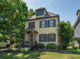 35 Brookside Ave, Caldwell Boro Twp., NJ 07006