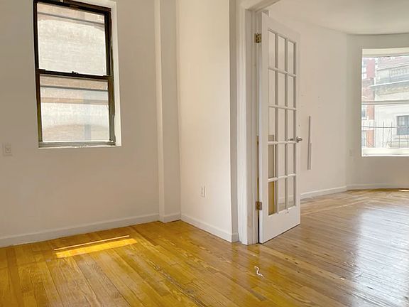 4th image of 184 W 82nd St APT 4S