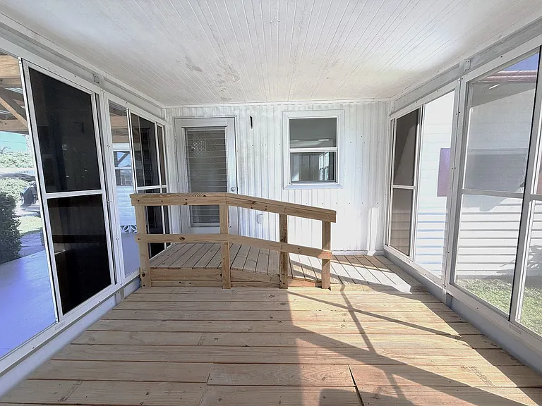 139 Gaslight Ave — Photo 19