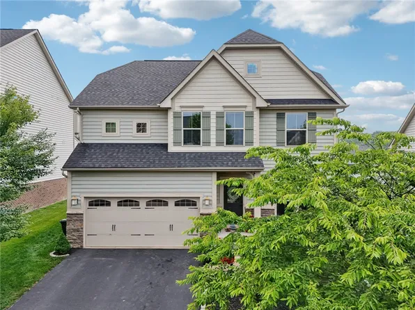 2811 De Paul Ct, Franklin Park, PA 15143