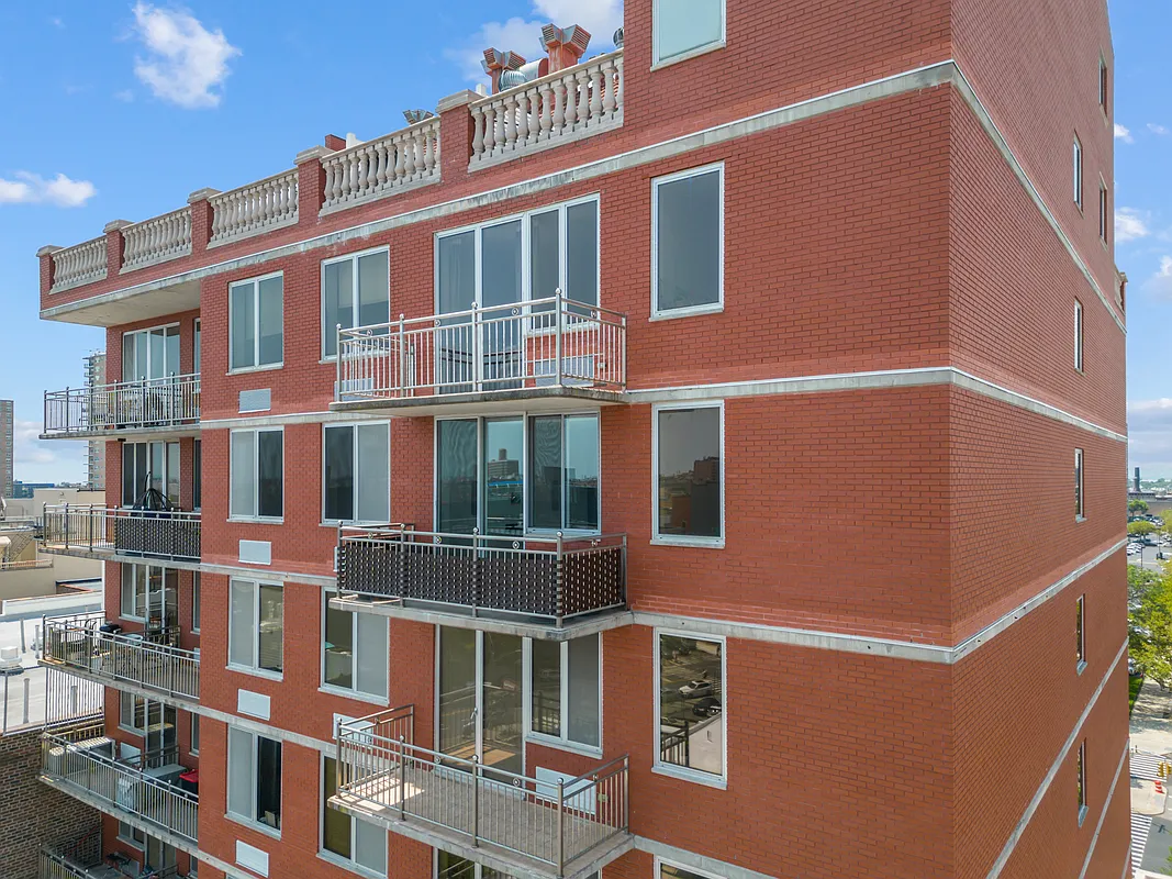 2805 Ocean Parkway 9C