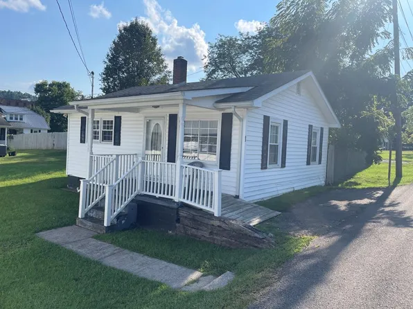 63 Virginia Ave, Lebanon, VA 24266