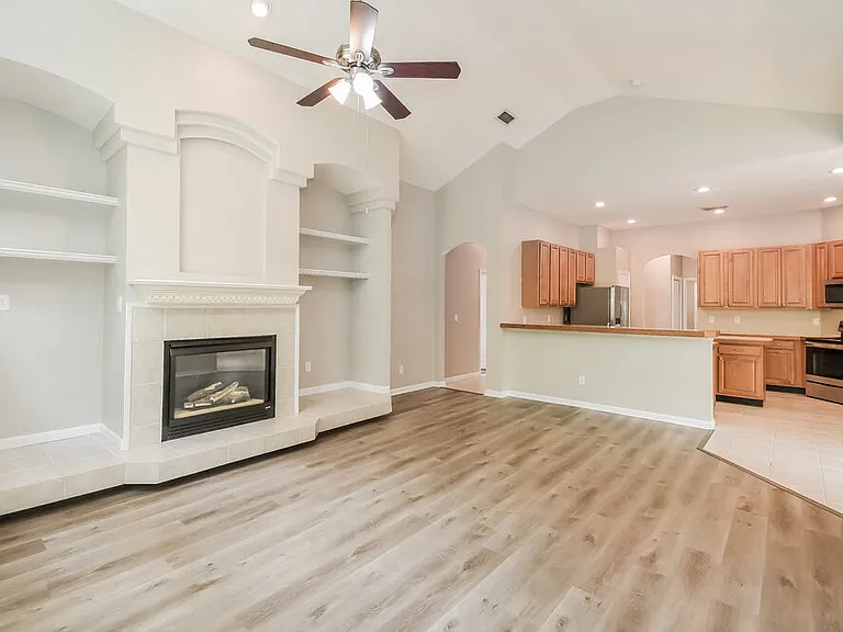 7915 Timberlin Park Blvd — Photo 5