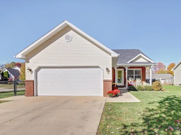 7238 W Crown Cir, Bloomington, IN 47404