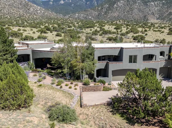 8504 Snakedance Ct NE, Albuquerque, NM 87111