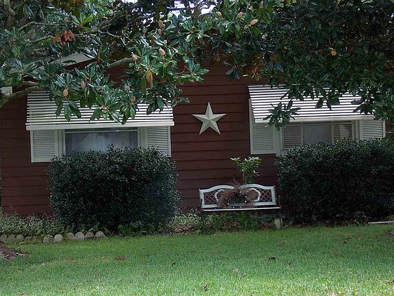2nd image of 230 Deltona Blvd