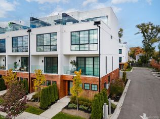 533 E Harrison Ave #35, Royal Oak, MI