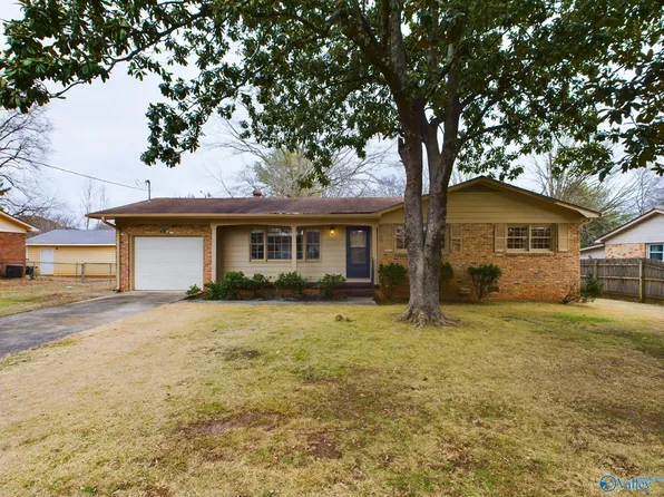 2015 Laverne Dr NW, Huntsville, AL 35810