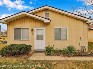 418 Hathaway St, Lansing, MI 48917