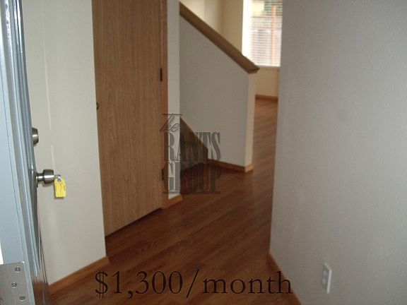 2nd image of 1338 Puget St NE
