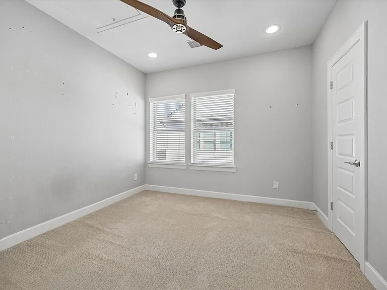 4107 Austin St — Photo 4