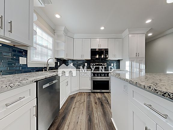 5th image of 4248 Dawnwood Dr