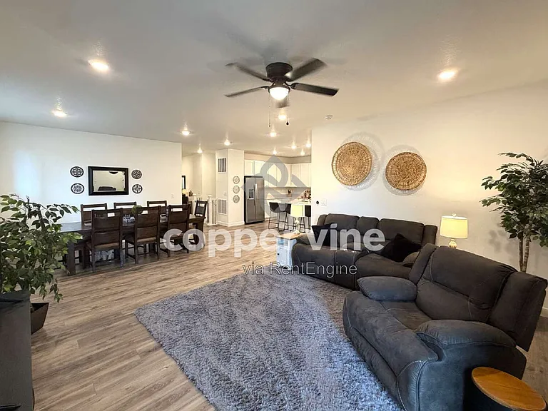 657 176th Ave — Photo 12