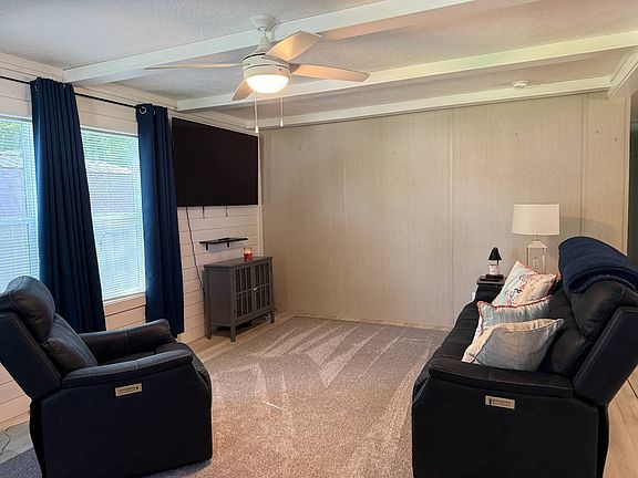 5th image of 309 Greenfield Ave #2