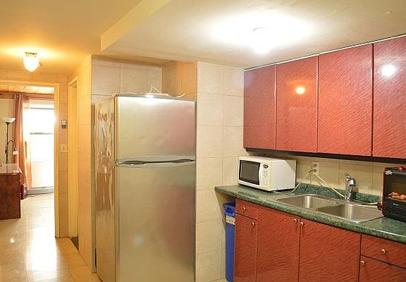 2nd image of 408 W 36th St APT 2A