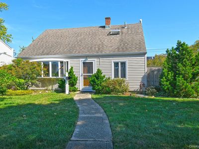 69 Schoolhouse Road, Levittown, NY, 11756