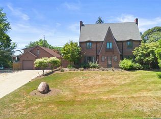 124 W 37th St, Erie, PA 16508