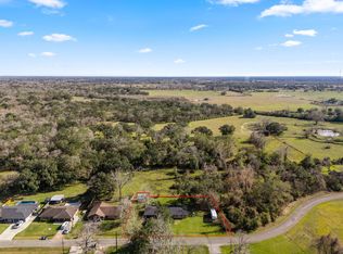 904 Avenue C, Sweeny, TX 77480