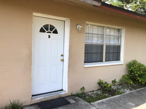 2089 Palm Way APT B, Largo, FL 33771