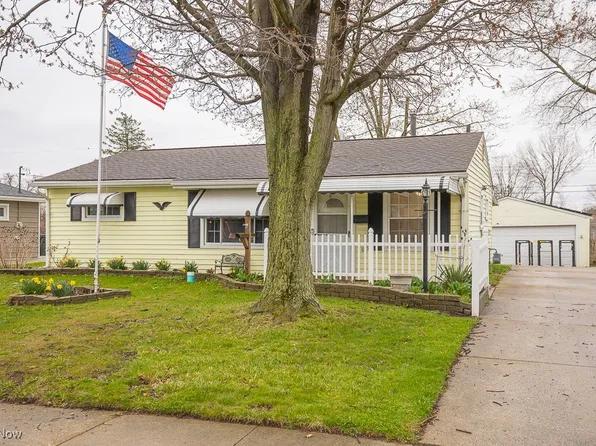 512 Willow Park Rd, Elyria, OH 44035