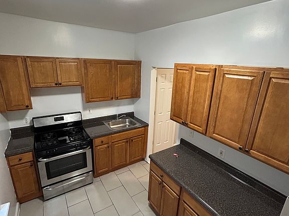 2nd image of 2989 Marion Ave APT A6