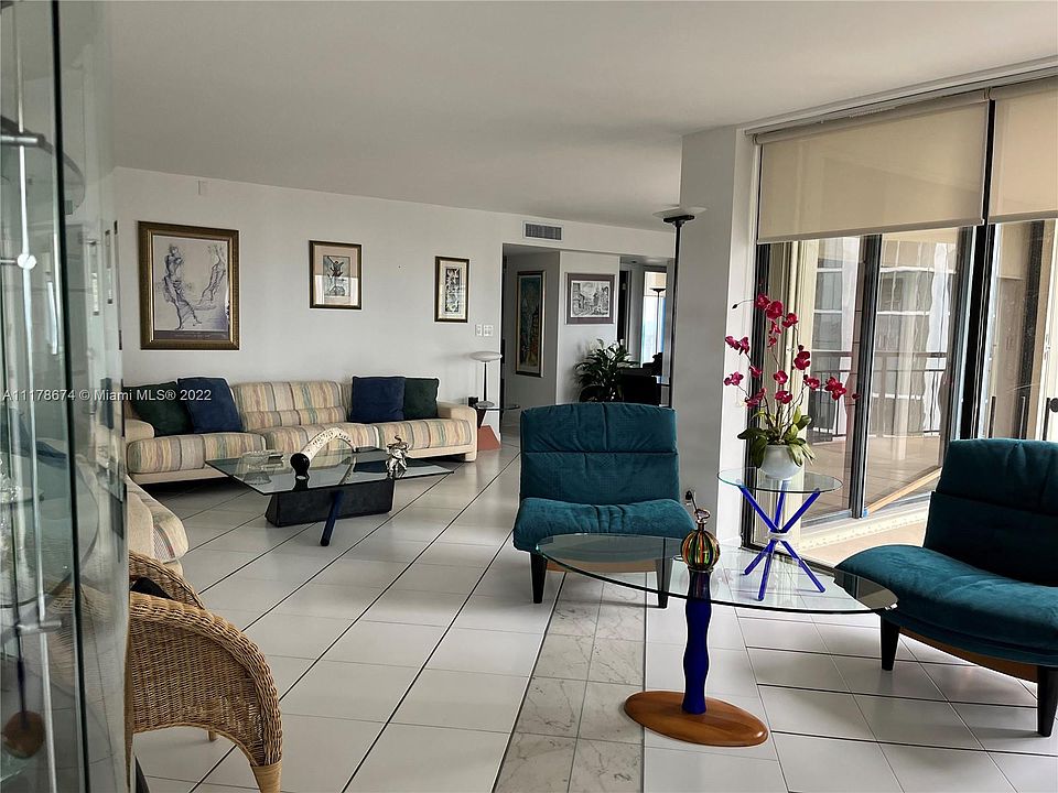 1st image of 2843 S Bayshore Dr APT 14F