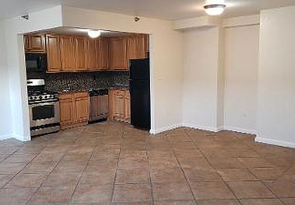 3rd image of 34-38 41st St #2C