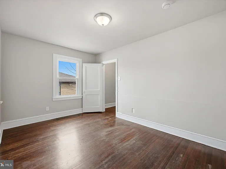 101 N Eagle Rd #2 — Photo 4