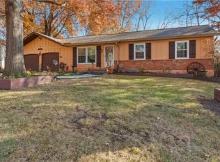 9207 W 97th St, Overland Park, KS 66212