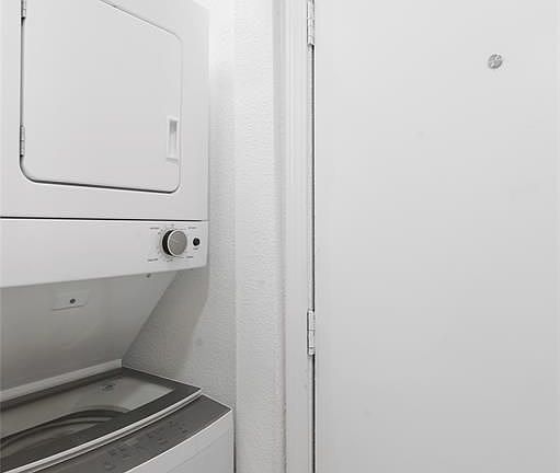 5th image of 1501 Stallings Dr APT 51
