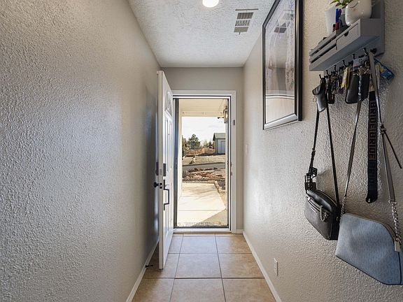 4th image of 1739 Pegasus Ave SE