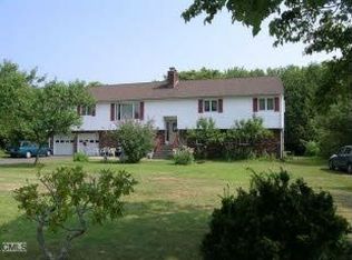 64 Purdy Hill Rd, Monroe, CT 06468