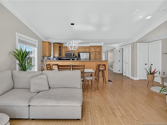 4th image of 26 Grantham Rd