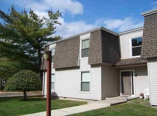 19 Stout Ct APT C, Poughkeepsie, NY 12601