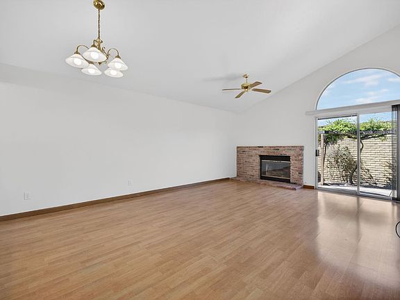 3rd image of 2429 Lemur Street