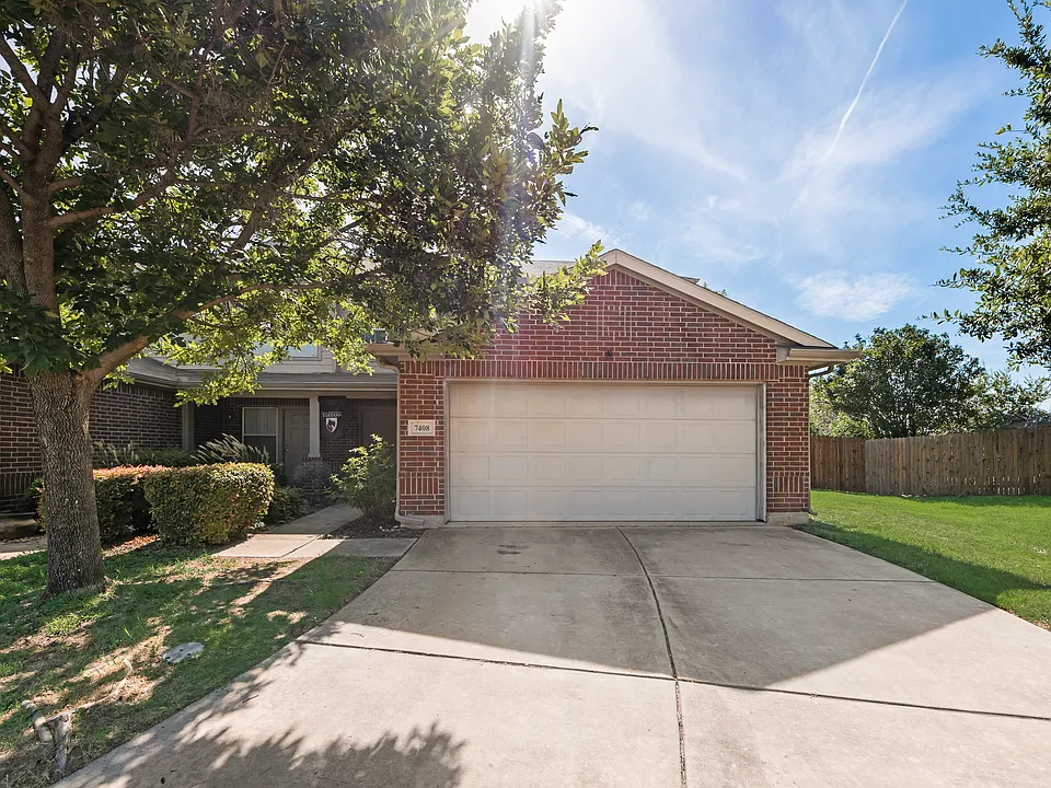 7408 Lazy Spur Blvd