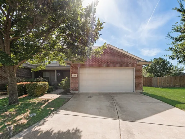 7408 Lazy Spur Blvd, Fort Worth, TX 76131