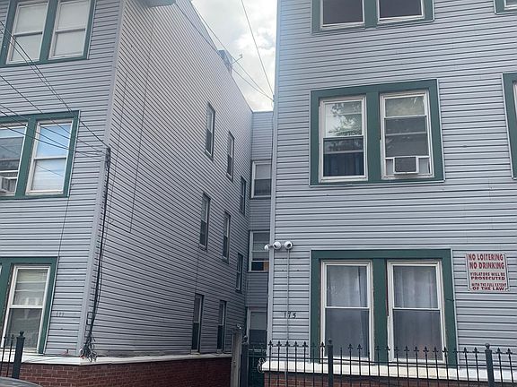 5th image of 177 Woodside Ave APT 1