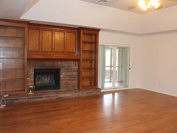 3rd image of 10601 Songbird Ln